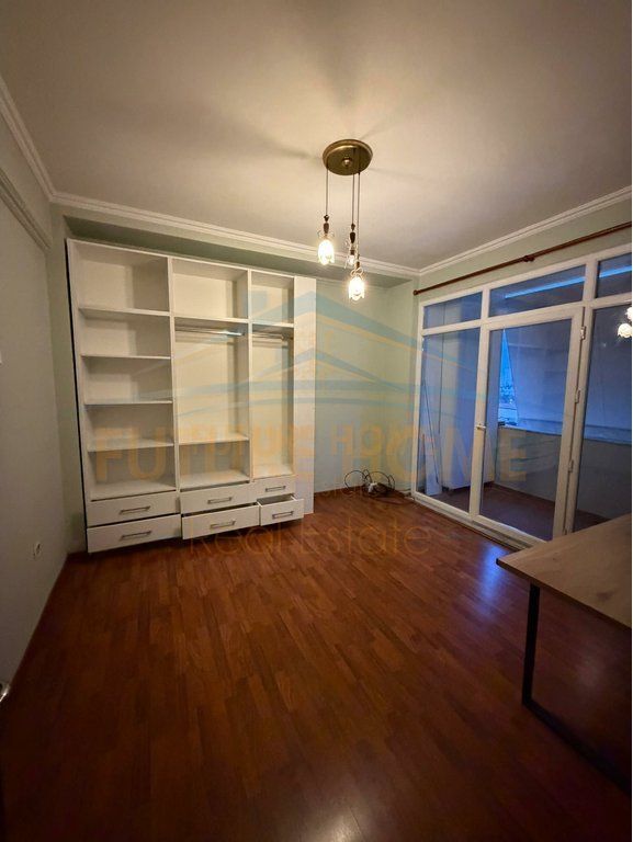 VENDESI APPARTAMENTO 2+1 A BLLOK