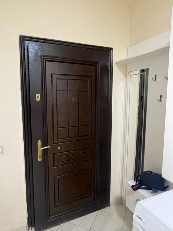 JEPET ME QERA GARSONIERE VOLLGA, DURRES