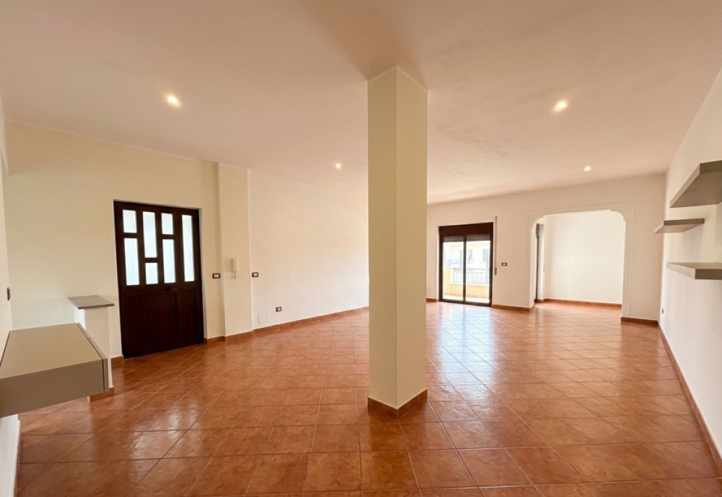 Property for sale in a strategic location – main road near the Police Directorate