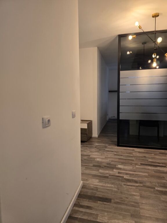 Office for rent on Kavaja street