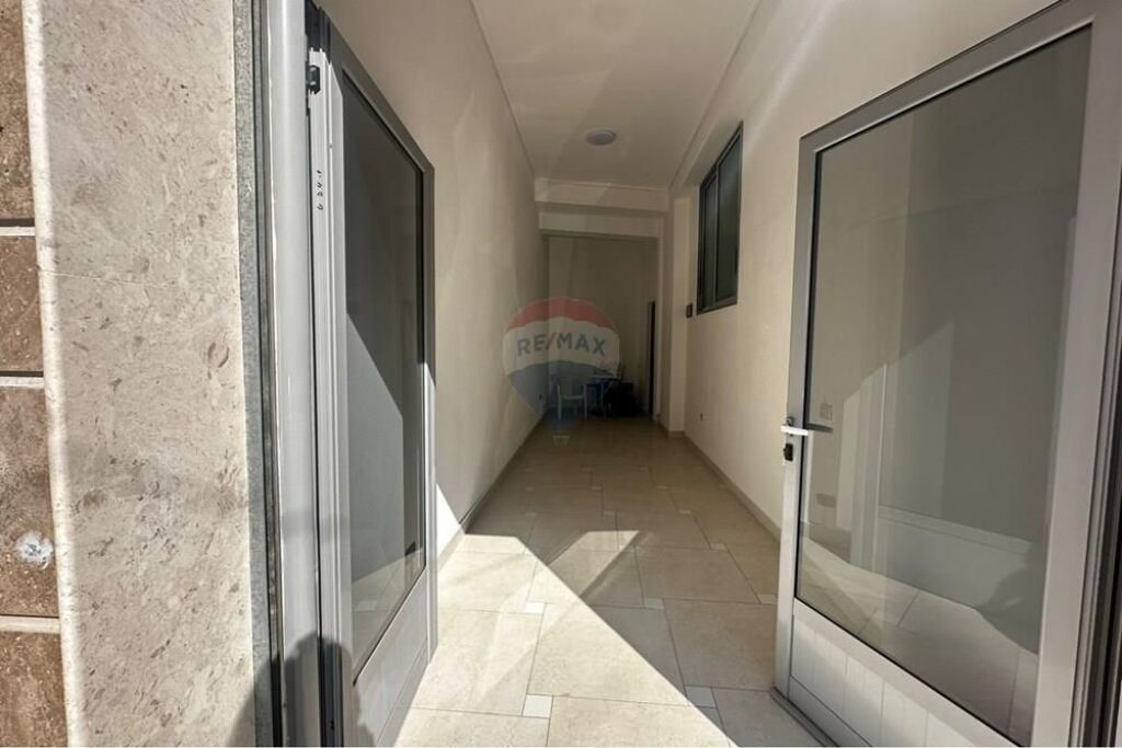 🏢 Dyqan për Shitje – Kali i Trojës, Vlorë