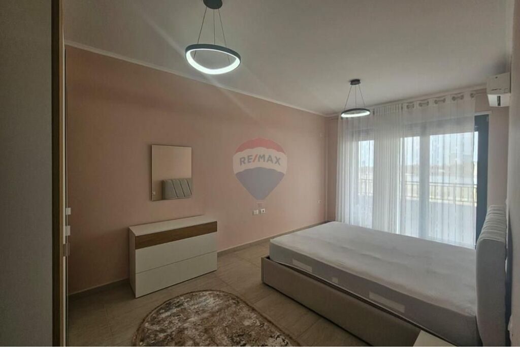 Apartment - For Rent - Dry Lake, Tirana