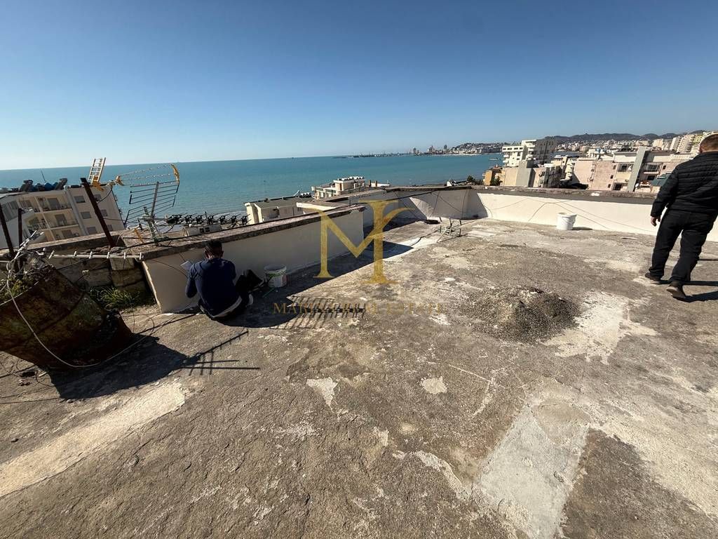 SUPER APARTAMENT 2+1 + TARRACE , ME PAMJE DETI NE PLAZH PRANE PELIKANIT!!