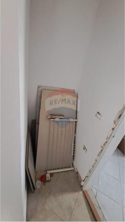 🏠 Apartment 1+1 for Sale – Blv. Ismail Qemali, Vlorë