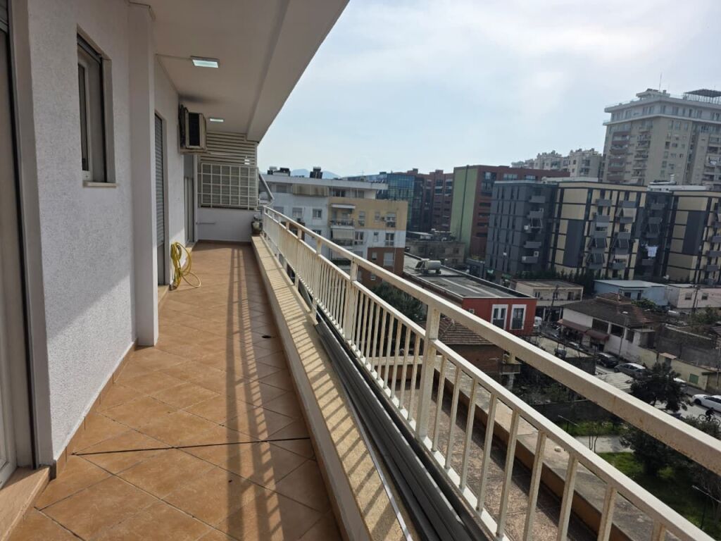 🏢 Appartamento 2+1 in affitto 700 Euro