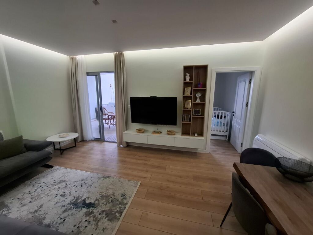 Jepet me qera apartament 2+1 lagja 17 ne durres