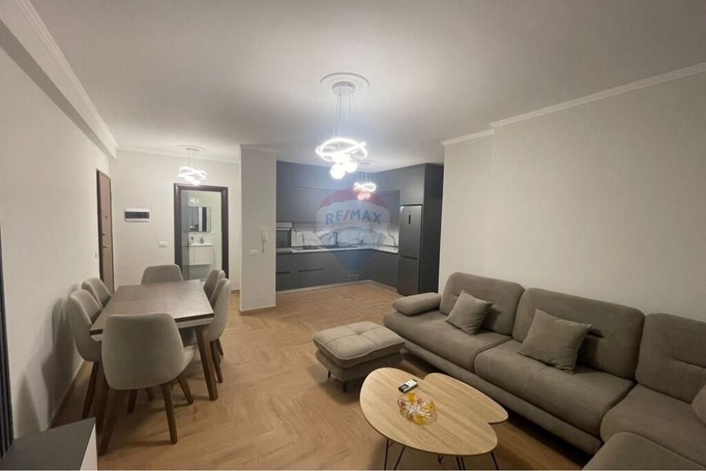 2+1 apartment for rent in Astir!