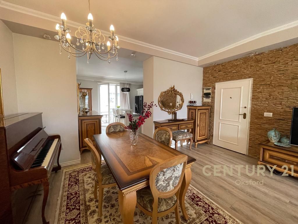 JEPET ME QERA APARTAMENT 3+1+2 TEK KODRA E DIELLIT