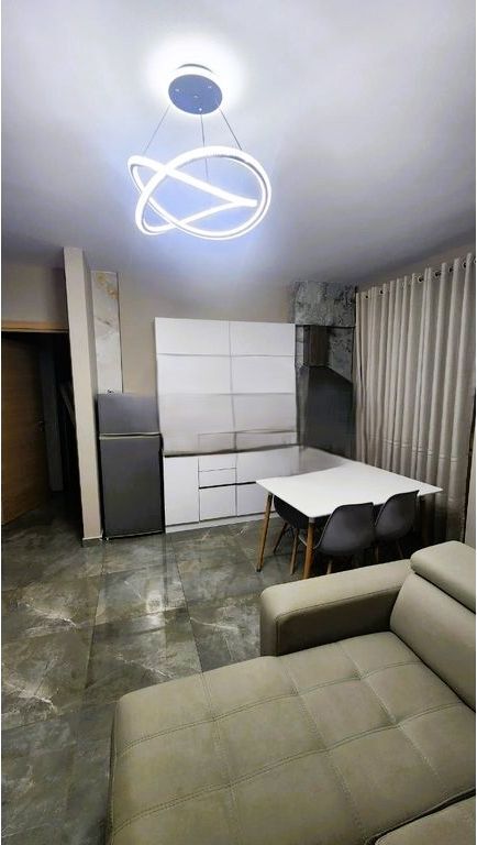 Apartament 1+1 Me Qira në Spitali QSUT (Nënë Tereza), Tiranë - 500€ | 63 m² 500 € /Muaj