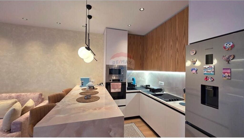 🌊 Apartament Premium 1+1 për Shitje – Rruga e Portit, Vlorë