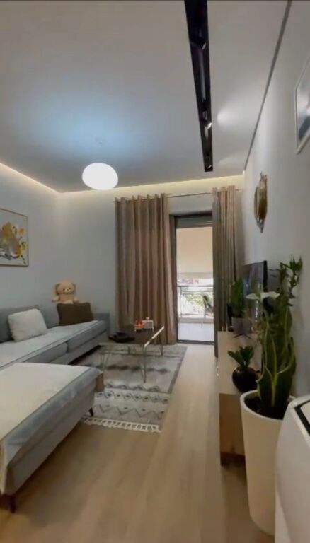 Shitet apartament 1+1 kompleksi Delijorgji