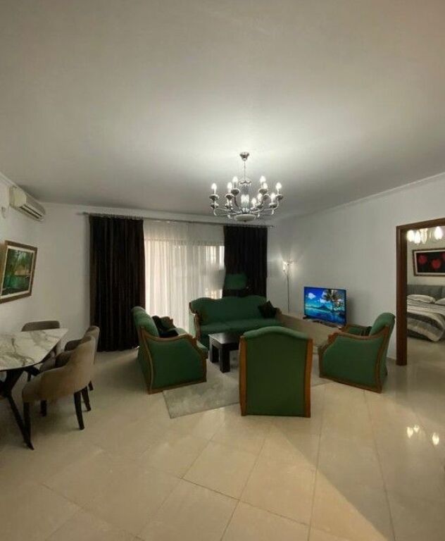 Apartament 1+1 Me Qira në Ish Blloku, Tiranë