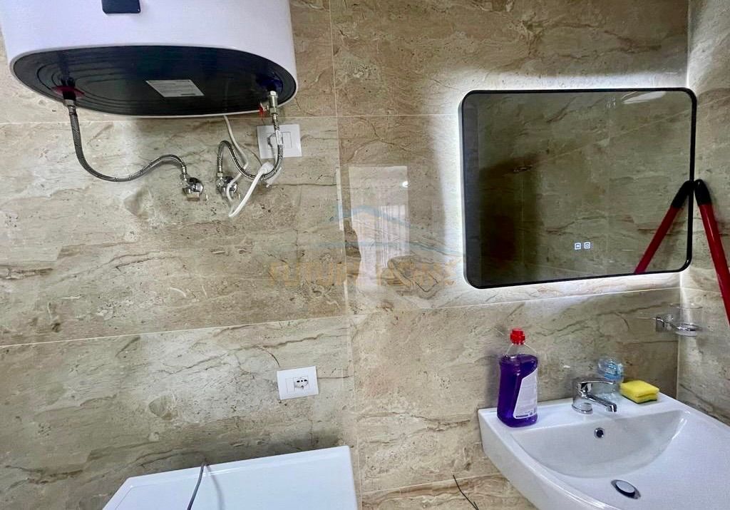 📍 Zogu i Zi –Qera 1+1 Super Modern në Godinë të Re (2025)! 💎