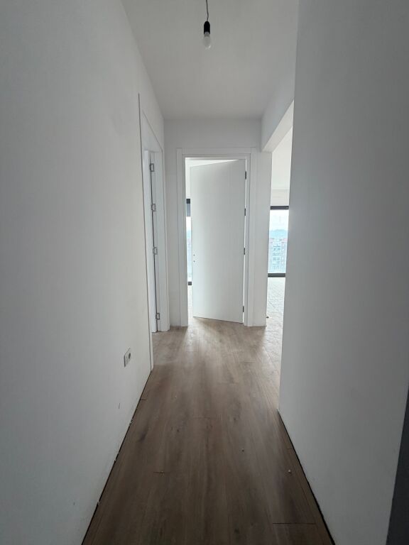 Shitet Apartament 2+1 DonBosco