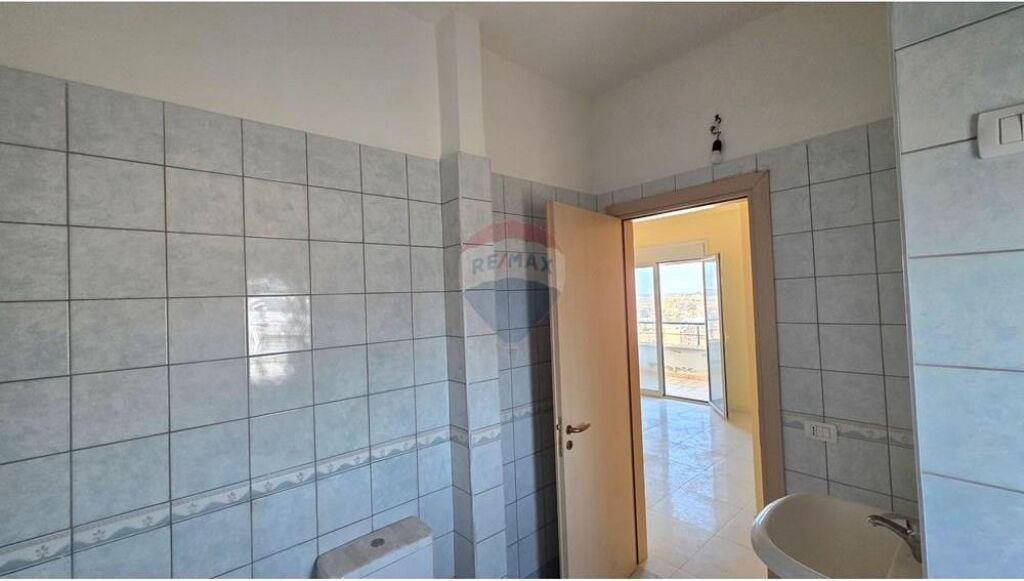 Apartament 2+1 ne shitje , Transballkanike , Vlore