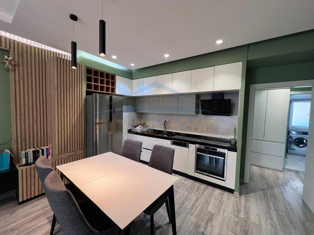 Qera, Apartament 3+1+2, Rruga Siri Kodra, Tiranë...