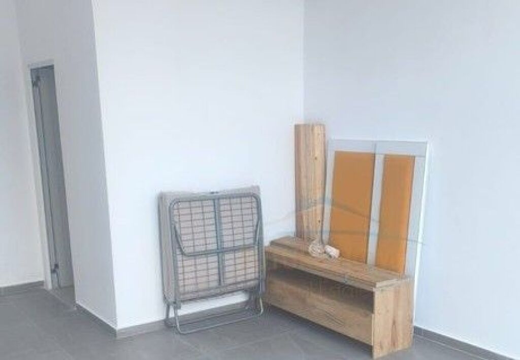 Qera, Ambient Biznesi, Qytet Studenti, Tirane