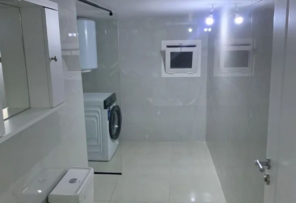 Affitto | Casa privata 1 + 1 | Siri Kodra | 450 €/mese