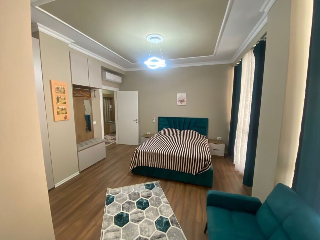 Apartament 2+1+2, me qera, Rruga "Riza Cerova", Tirane