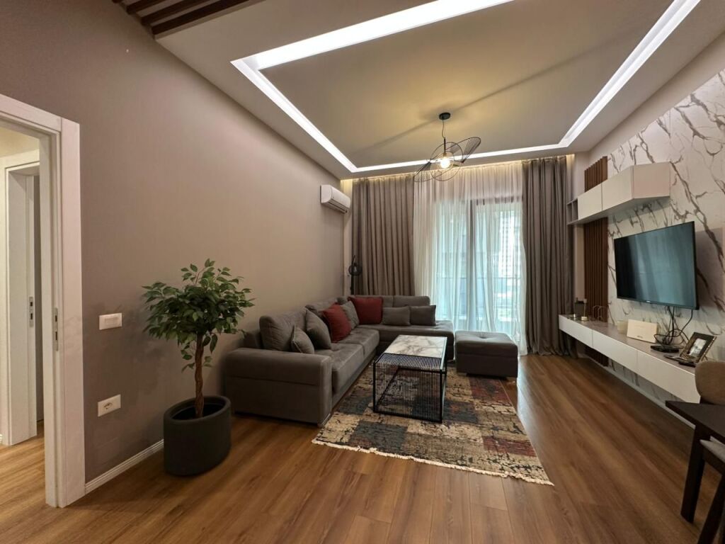 Jepet me qira apartament 1+1