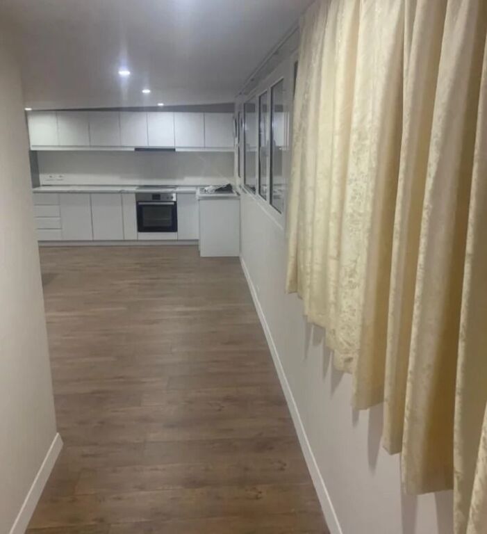 Affitto | Casa privata 1 + 1 | Siri Kodra | 450 €/mese