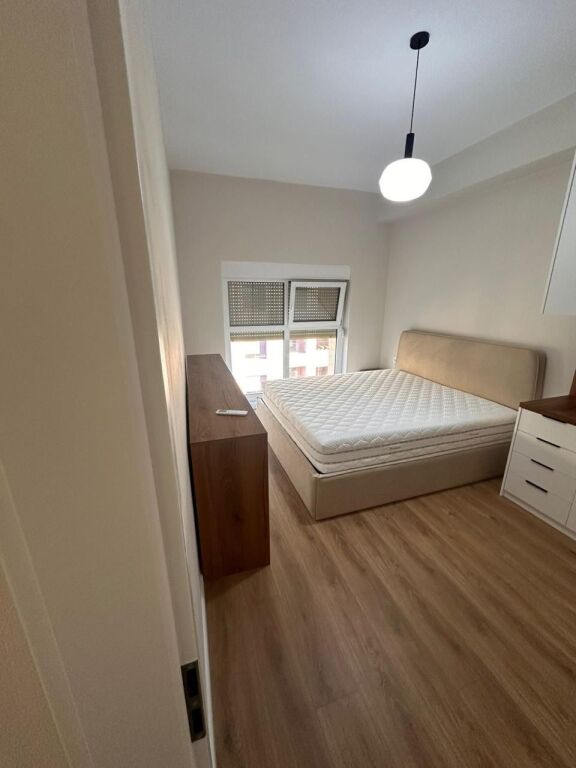 Apartament me qira 1+1 në Ali Dem!