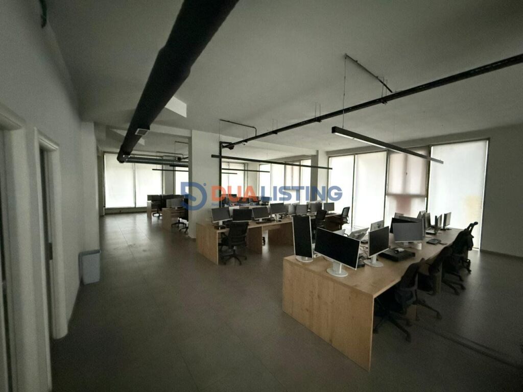 Locale per uffici in affitto – Astir