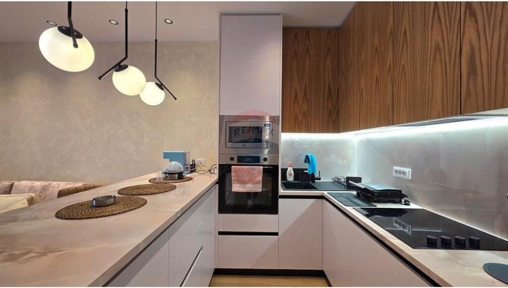 🌊 Apartament Premium 1+1 për Shitje – Rruga e Portit, Vlorë