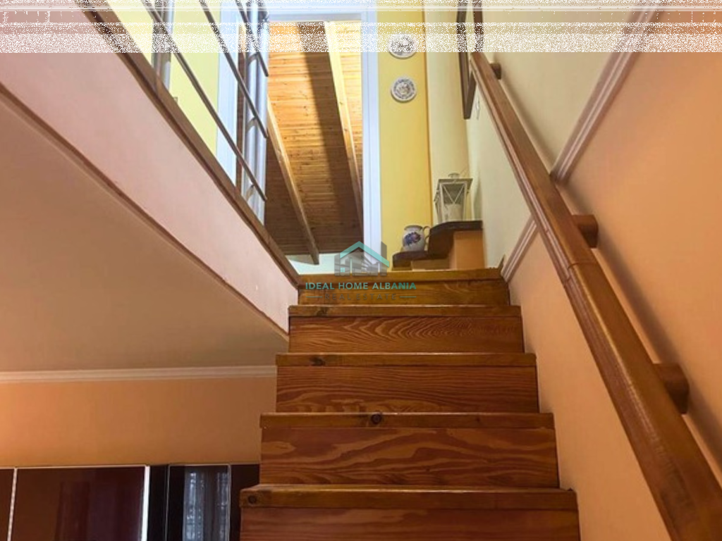 Shtëpi Private me Qira – Zona e Bashkisë, Vlorë.