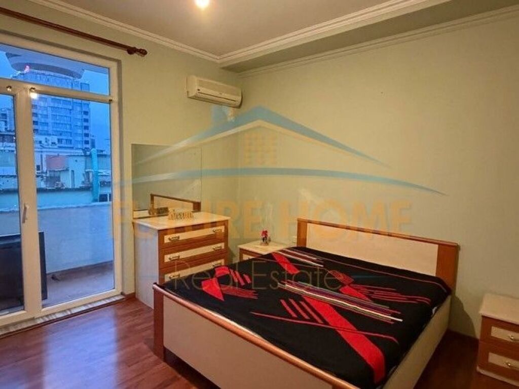 Shitet, Apartament 2+1, Bllok