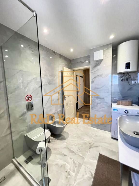 🏡 APPARTAMENTO DI LUSSO 1+1 IN AFFITTO – CENTRO, PIAZZA SKËNDERBEJ