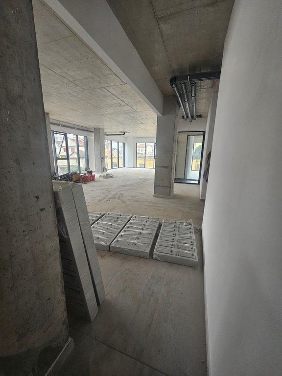 Commercial Space for Rent 250.5 m² near the Center of Tirana, Beside Main Road