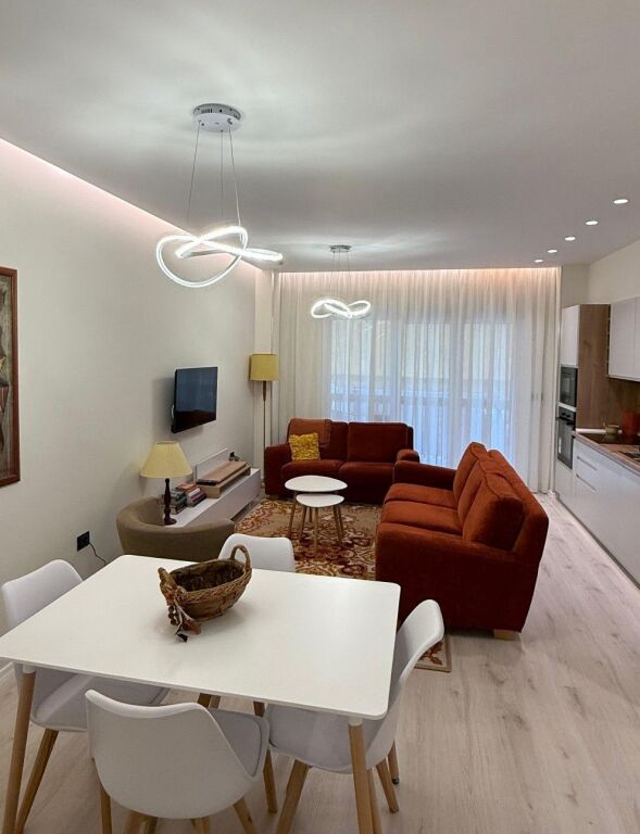 🏡 Appartamento 1+1 in Affitto – Zona del Liceo (vicino a RTSH)