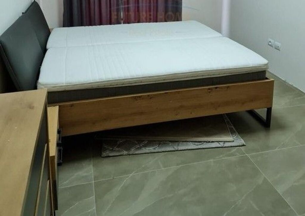 Shitet,Apartament 3+1+2, Ish Fusha e Aviacionit