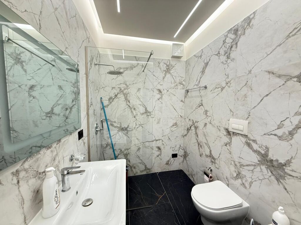 APARTAMENT 2+1 ME PARKIM PER QERA TE TEG