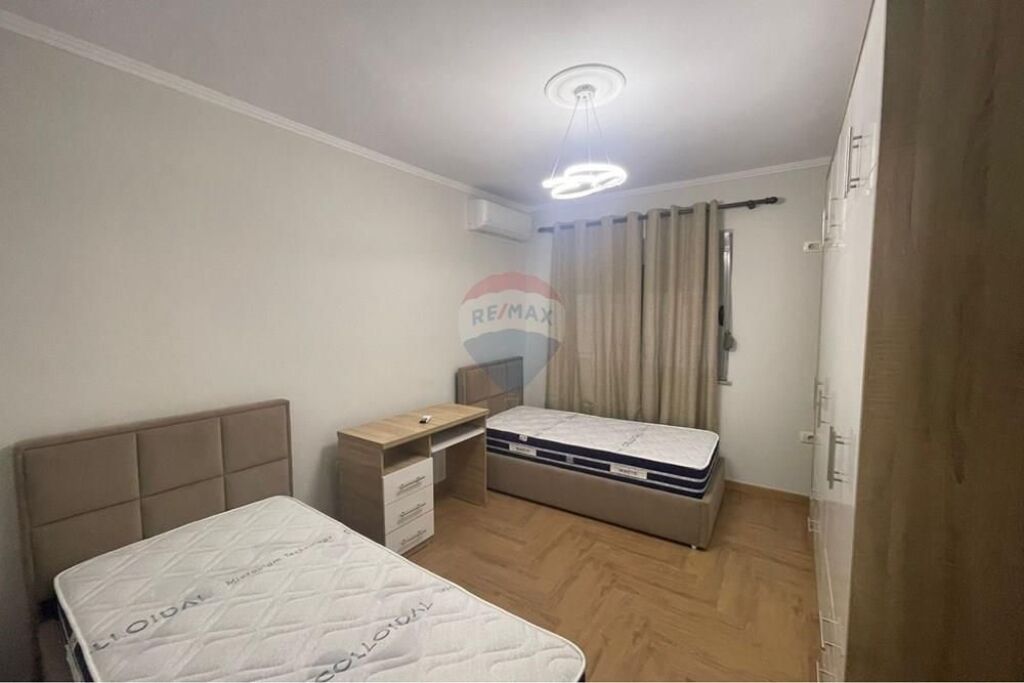 Appartamento 2+1 in affitto ad Astir è offerto