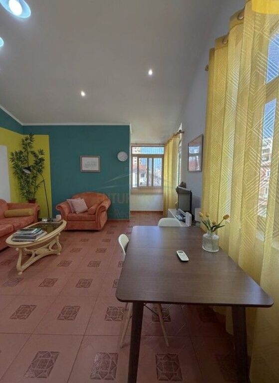 Shitet, Apartament 2+1, Bllok, Tiranë