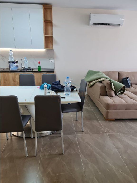 Shitet,Apartament 3+1+2, Ish Fusha e Aviacionit