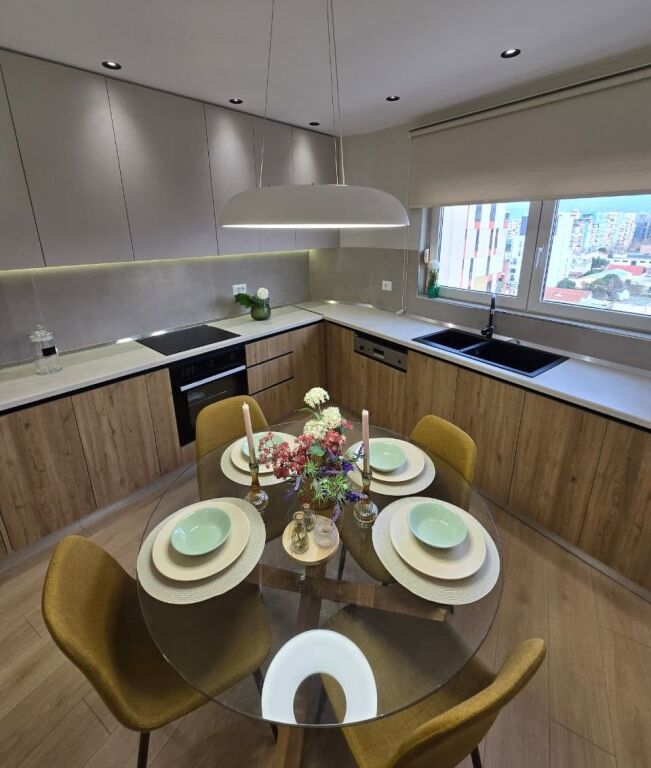 📌 Shitet Apartament 2+1+2 tek Zogu i Zi