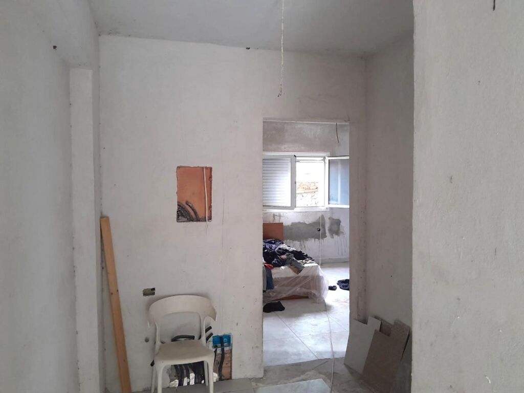 Shtepi private + Toke Ilias