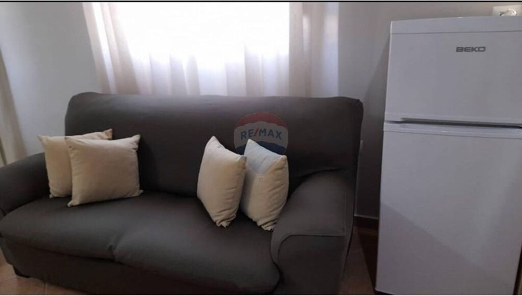 🏡 Garzoniere me Qira në Vlorë