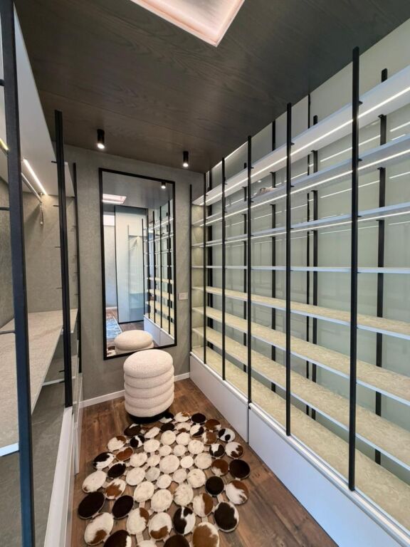 🏡 Shitet Apartament Luksoz 2+1+2 – Ambassador 3 📍 Pranë Stadiumit Air Albania