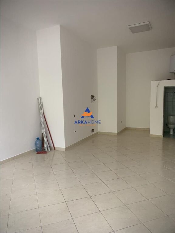 SHITET DYQAN "RRUGA ISLAM ALLA" 145 EURO