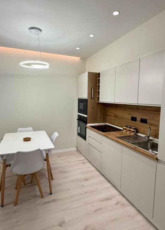 🏡 Appartamento 1+1 in Affitto – Zona del Liceo (vicino a RTSH) ✨