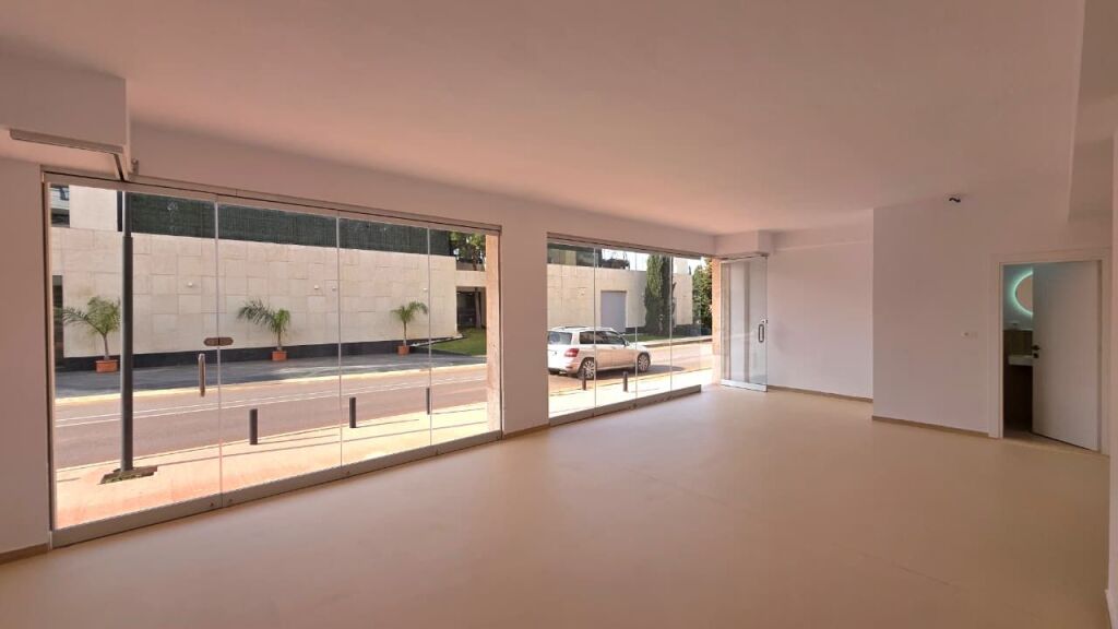 🏢 Dyqan me Qira – Ujë i Ftohtë, Vlorë