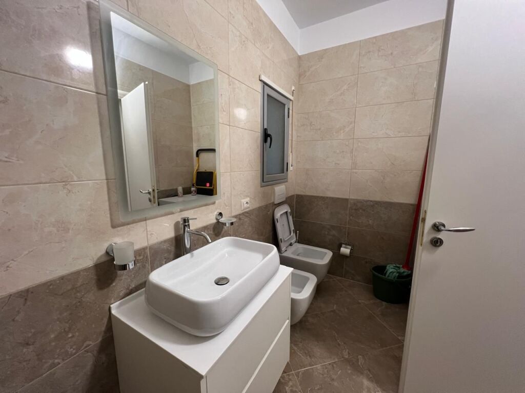 Apartament 2+1 me Qera