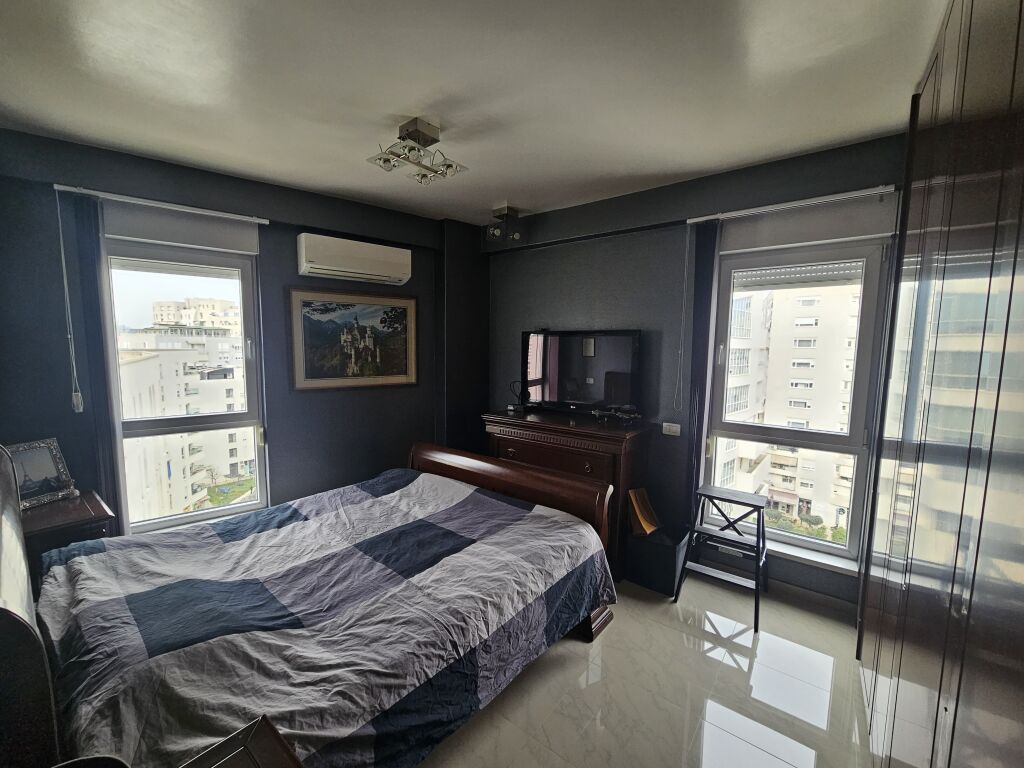 Apartament 3+1 per shitje te 21 Dhjetori, Kompleksi Magnet