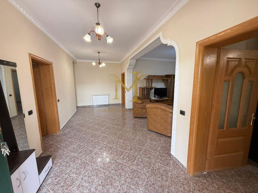 VILLA FOR RENT ON THE RAILWAY BEACH !!