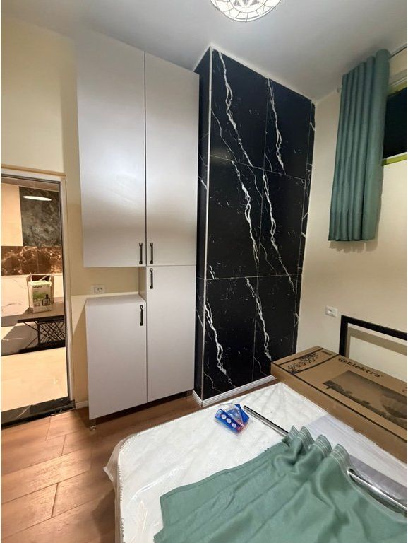 Jepet Apartament me qira 1+1, shtëpi private, Ali Demi,Tiranë