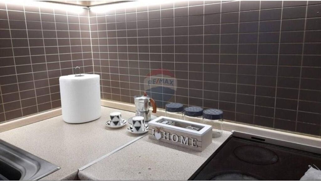 🏠 Garzoniere për Qira – Rruga Sulejman Delvina, Vlorë